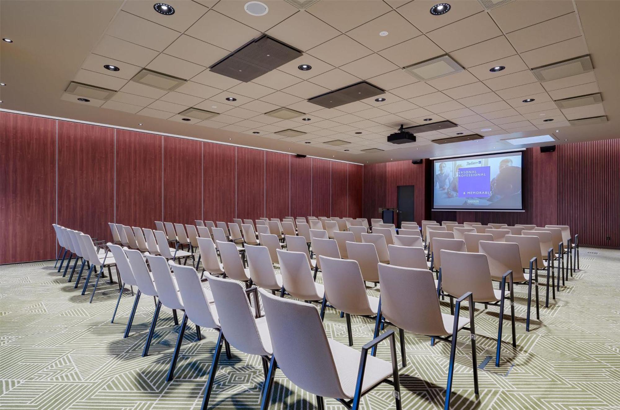 Radisson Blu Lietuva 4*