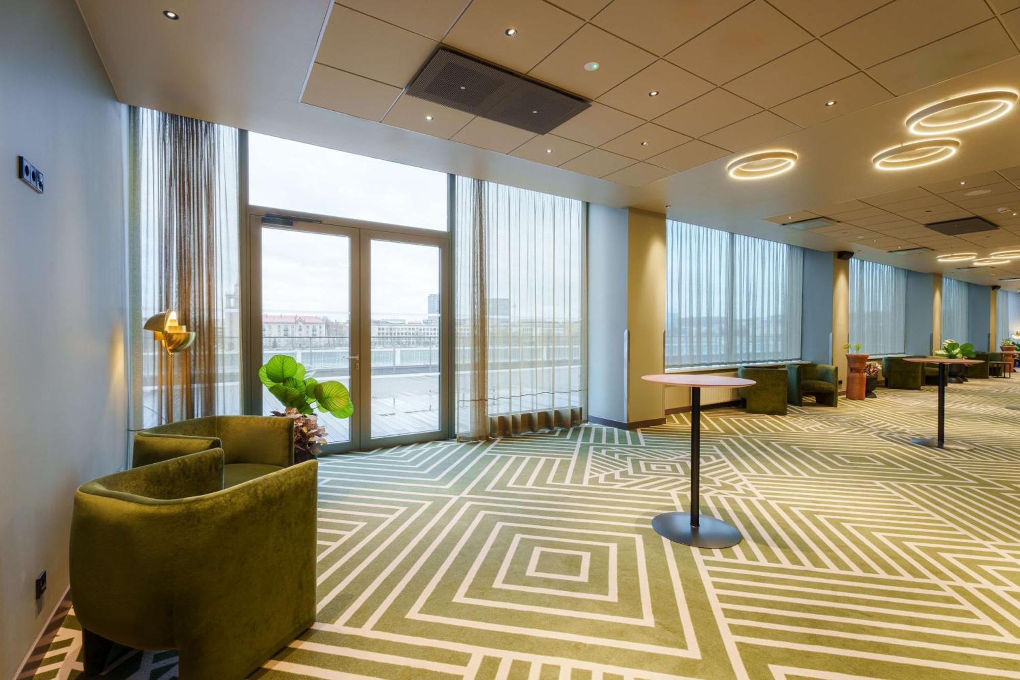 Hotel Radisson Blu Lietuva 4*